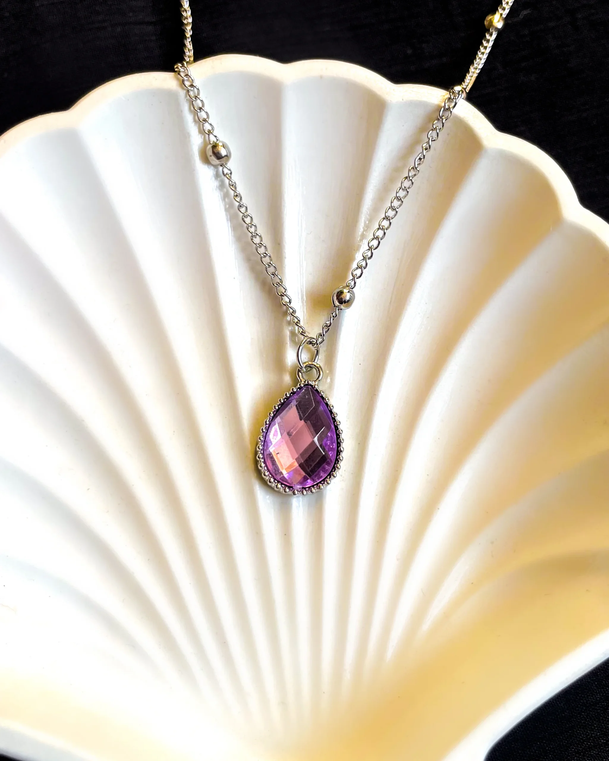 Lilac Gems Waterdrop Necklace - Image 2